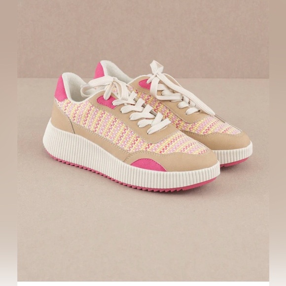 The Parma Platform Sneaker by Oasis Society Size 8 - Picture 2 of 10